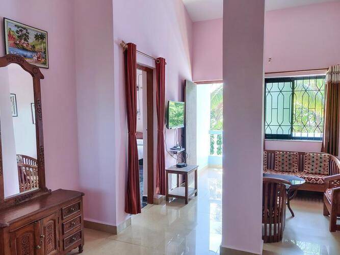 Morjim Sunset Guest House