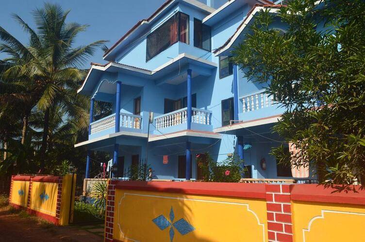Morjim Sunset Guest House