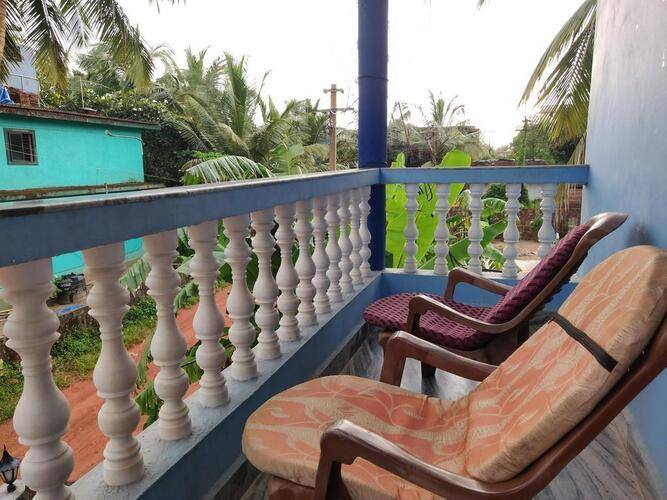 Morjim Sunset Guest House