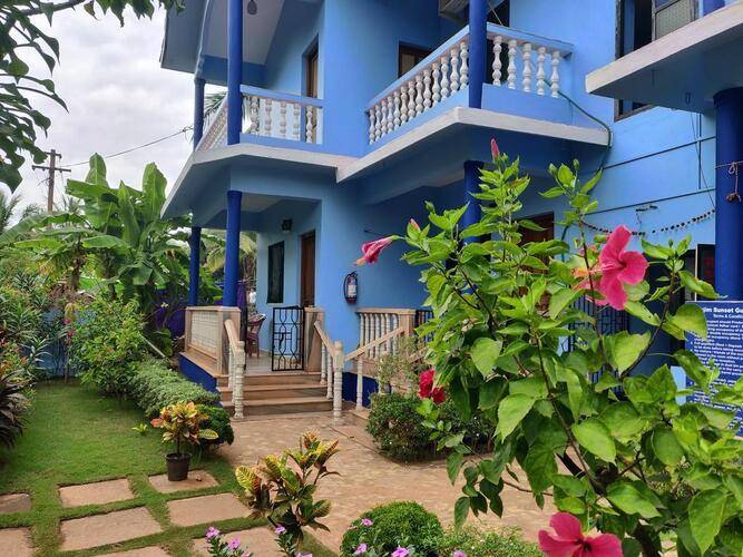 Morjim Sunset Guest House
