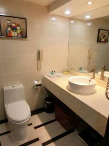 Canton Hotel