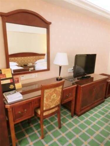 Canton Hotel