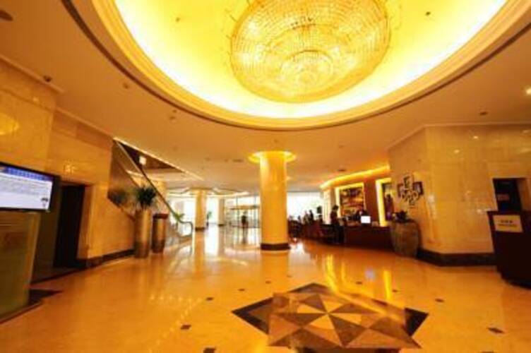 Howard Johnson Paragon Hotel