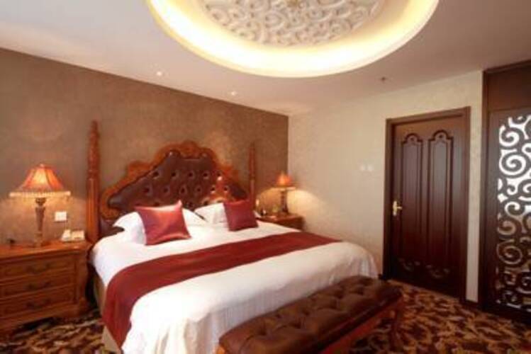 Howard Johnson Paragon Hotel