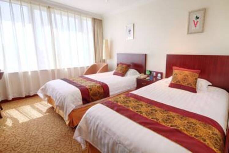 Howard Johnson Paragon Hotel