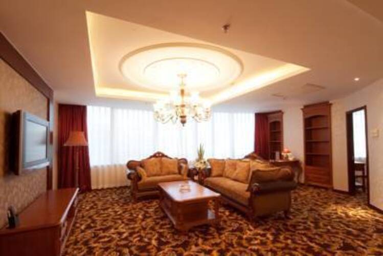 Howard Johnson Paragon Hotel