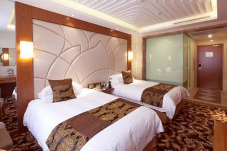 Howard Johnson Paragon Hotel