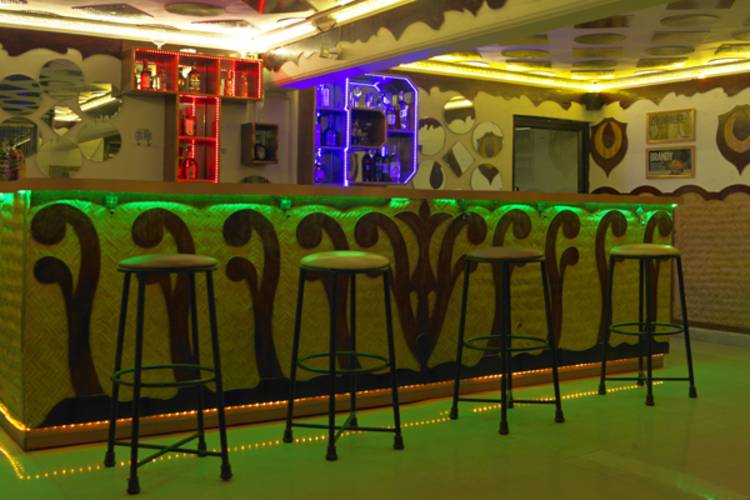 Royal Resort (Ex. Jayans Boutique Suites)