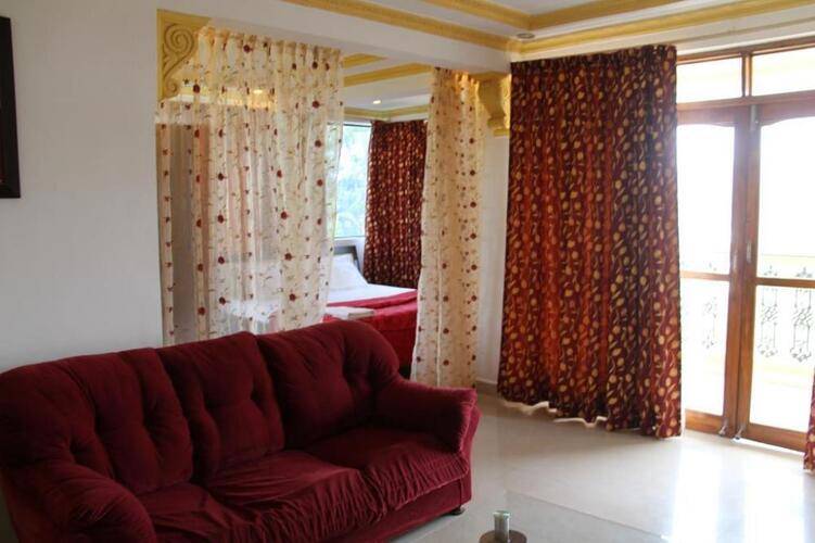 Royal Resort (Ex. Jayans Boutique Suites)