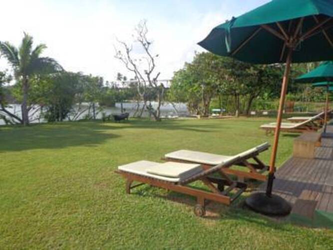 South Lake Resort