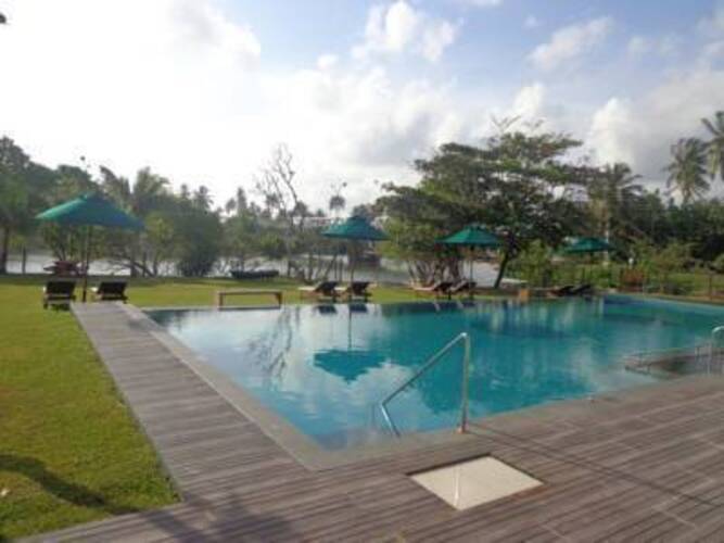 South Lake Resort