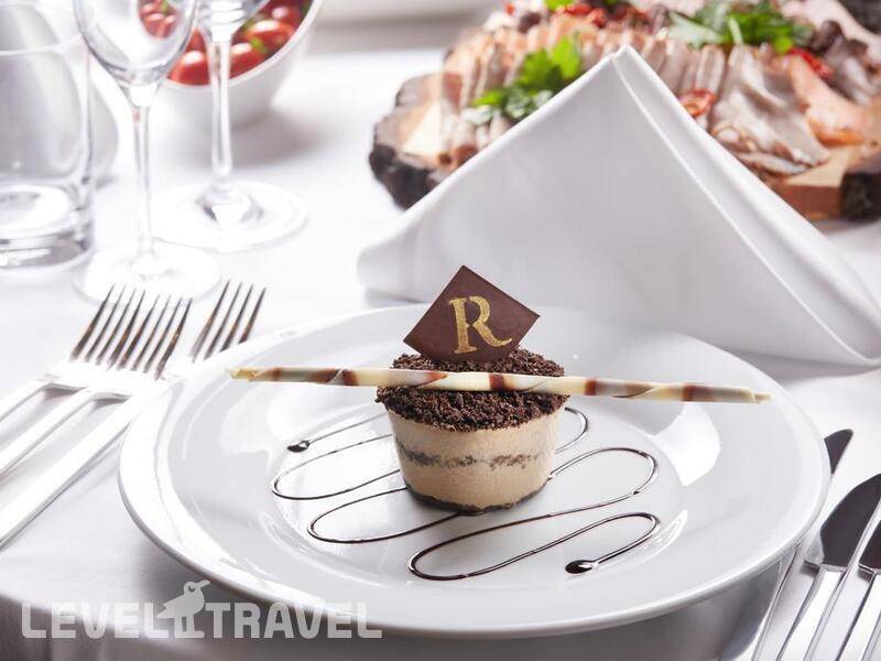 Фотография Renaissance Minsk Hotel