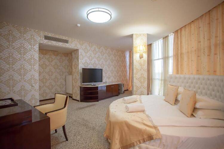 Мартон Палас Отель (Marton Palace Hotel)