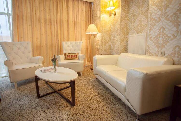 Мартон Палас Отель (Marton Palace Hotel)