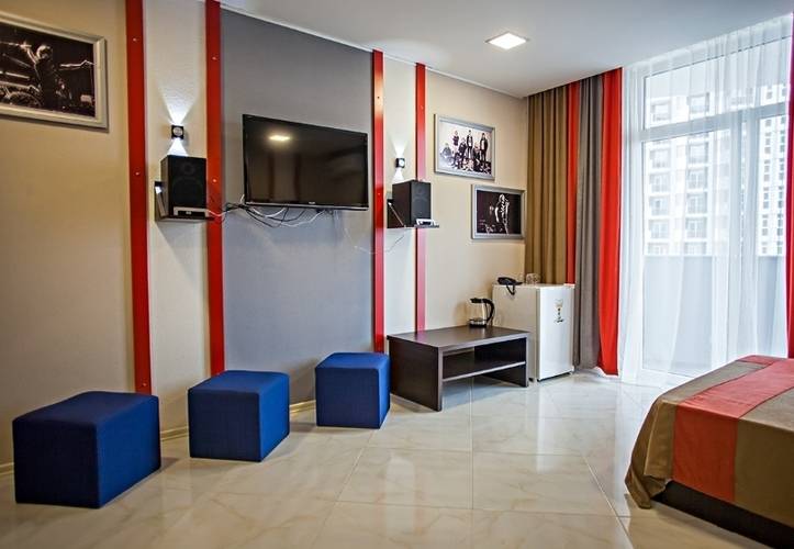 Rock Hotel