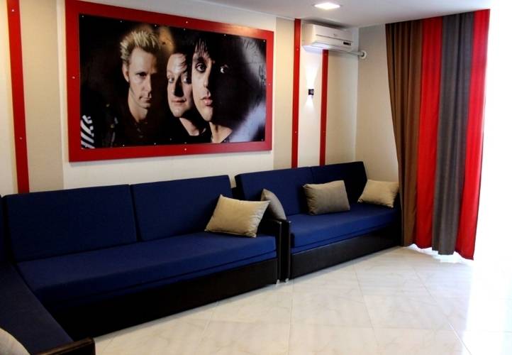 Rock Hotel