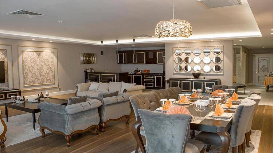 Euphoria Hotel