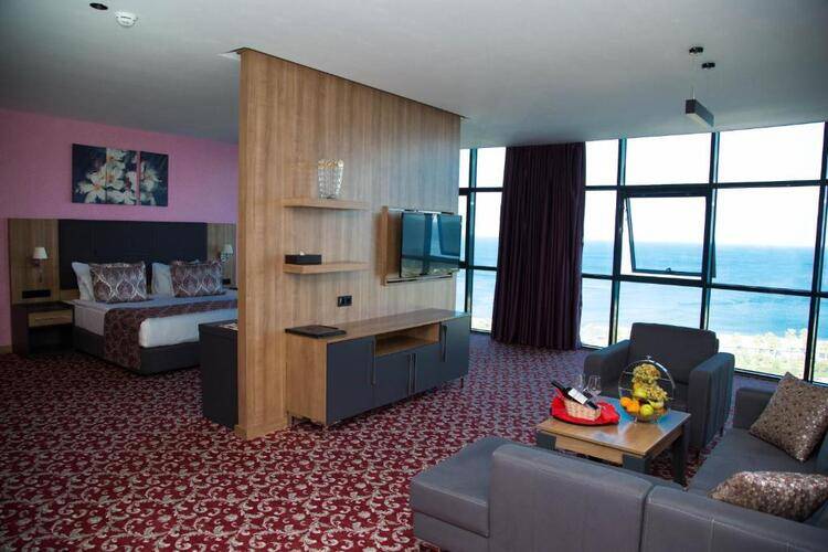 Euphoria Hotel