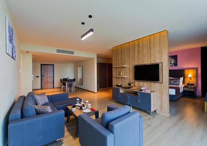 Euphoria Hotel