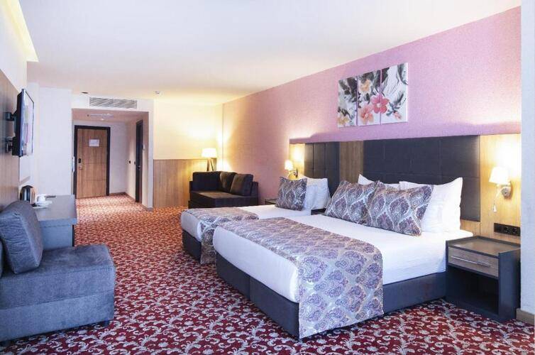 Euphoria Hotel