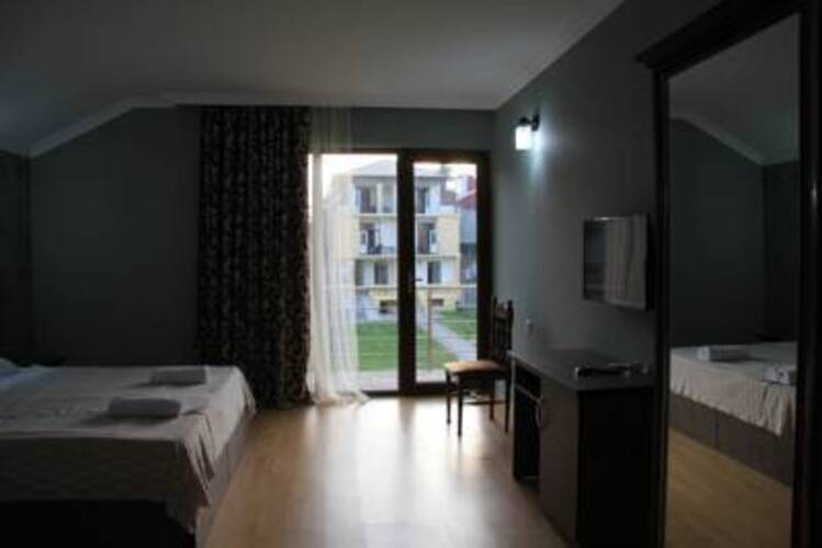 Chero Hotel