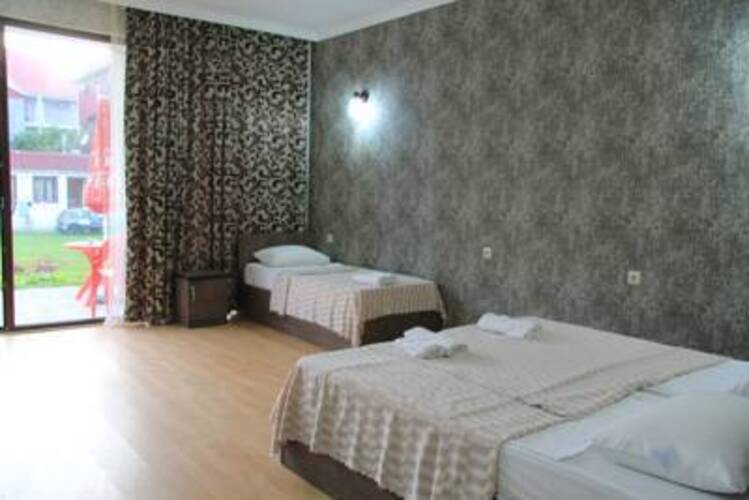 Chero Hotel