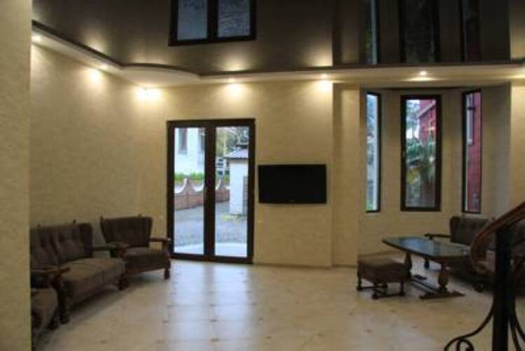 Chero Hotel