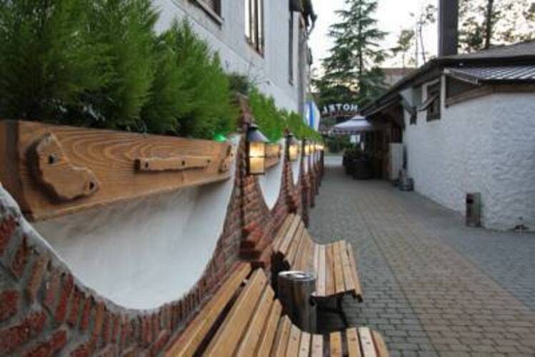 Chero Hotel