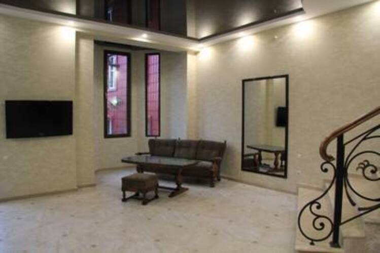 Chero Hotel