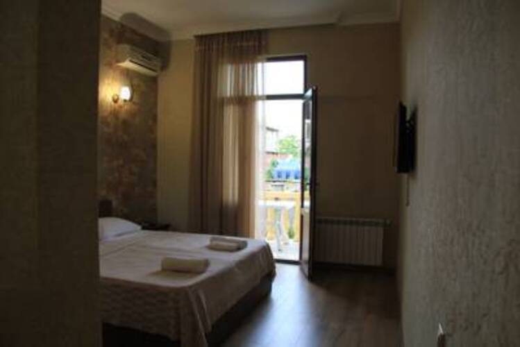 Chero Hotel