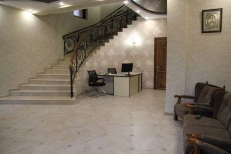 Chero Hotel