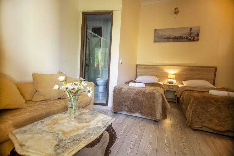 Chveni Ezo Hotel