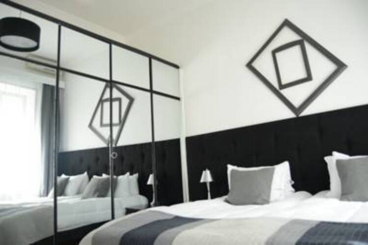 Opera Hotel