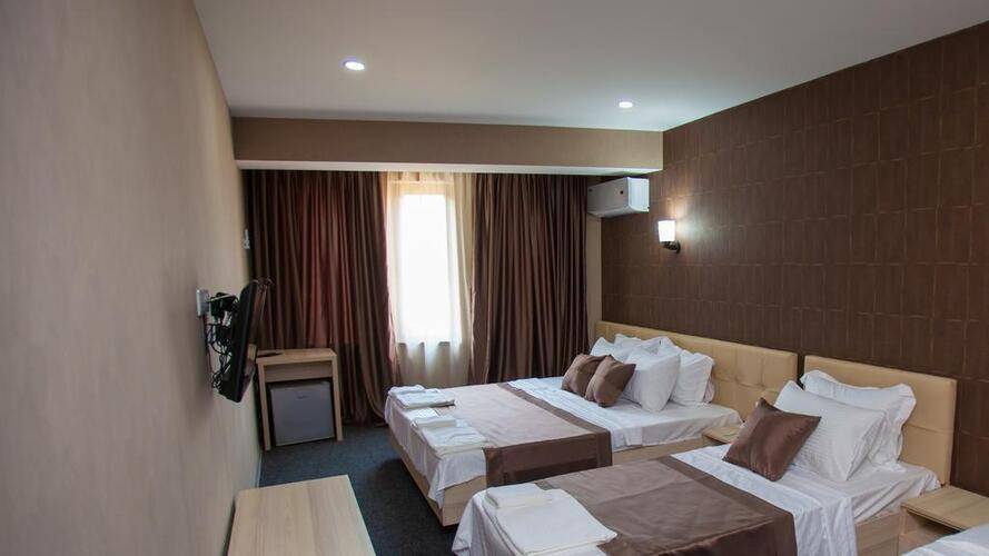 Voyager Hotel