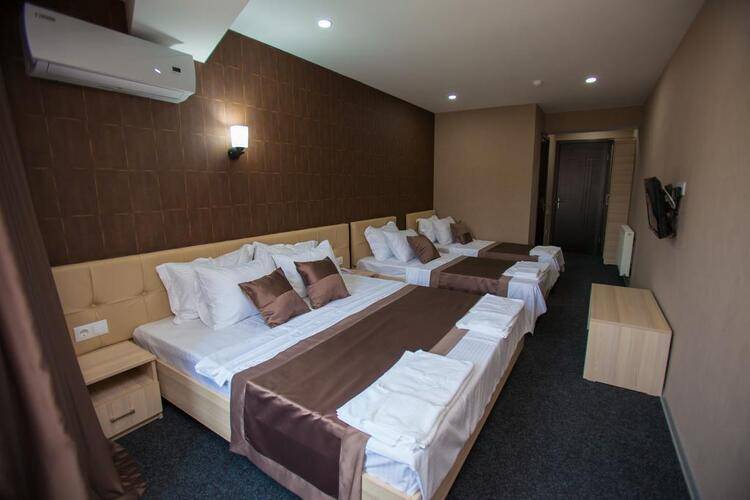 Voyager Hotel