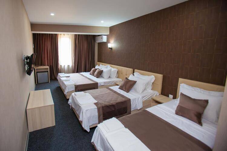 Voyager Hotel