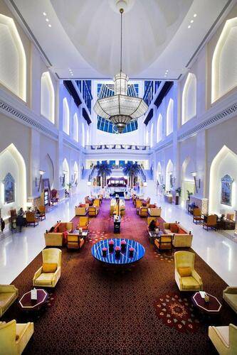 Bab Al Qasr Hotel
