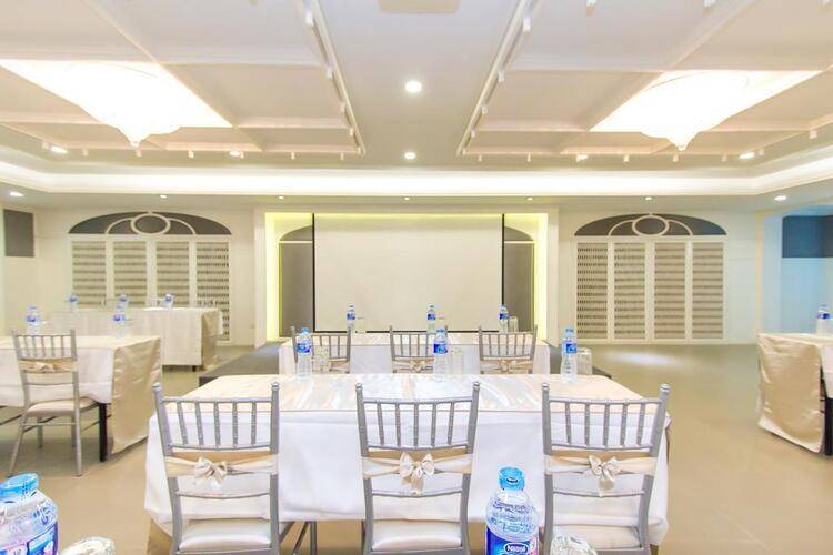 Sugar Marina Aviator Phuket Airport (Ex. Marina Express Aviator Phuket Airport)