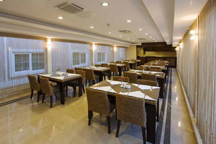 Aleria Latanya Palm Hotel (Ex. Latanya City)