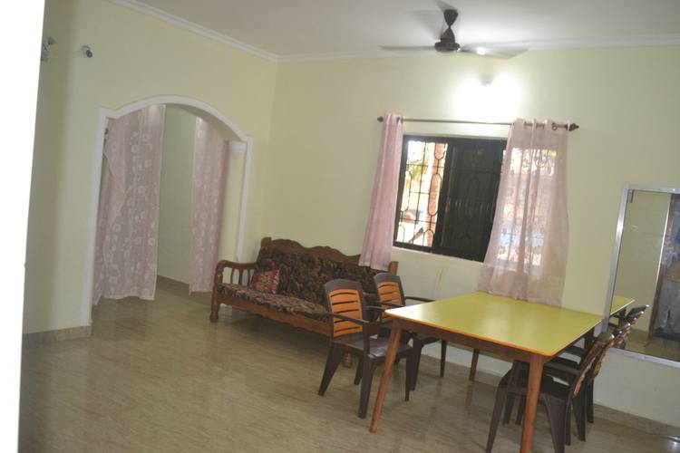 Ivon Guest House