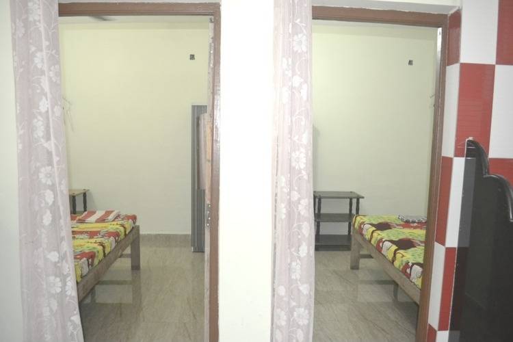 Ivon Guest House