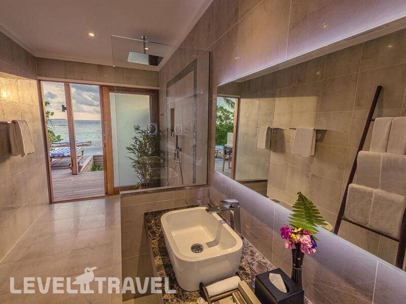 Фотография Hurawalhi Island Resort (Adults Only 15+)(Ex. Hurawalhi Resort Maldives)
