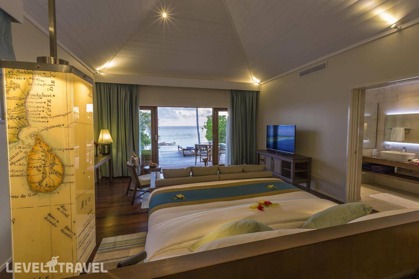 фотографии отеля Hurawalhi Island Resort (Adults Only 15+)(Ex. Hurawalhi Resort Maldives) в Мальдивы(Лавиани Атолл) - фото №26