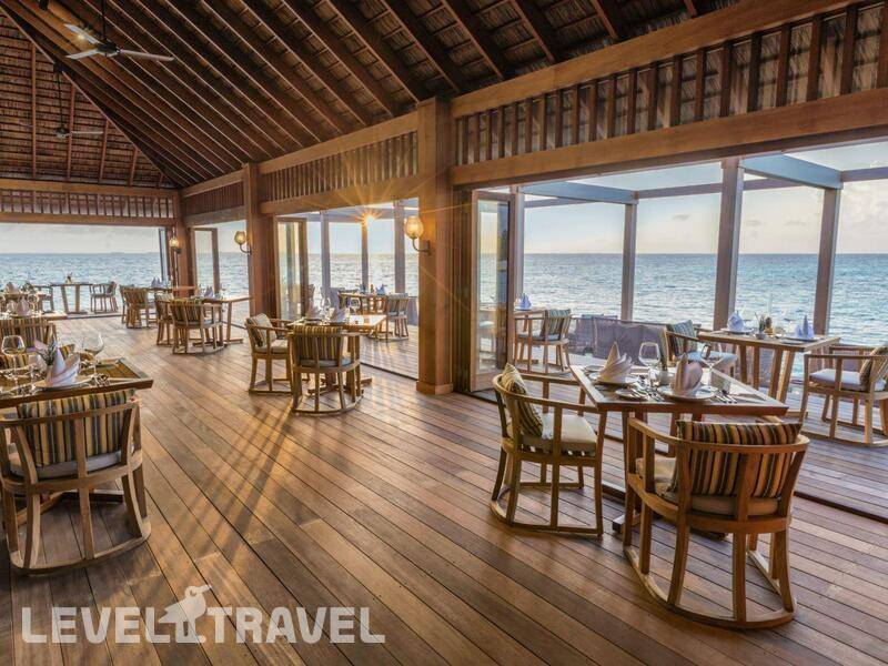 Фотография Hurawalhi Island Resort (Adults Only 15+)(Ex. Hurawalhi Resort Maldives)
