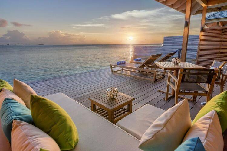 Hurawalhi Island Resort (Adults Only 15+)(Ex. Hurawalhi Resort Maldives)