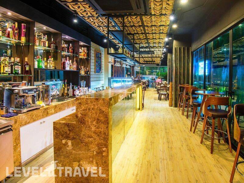 Фотография Clarion Hotel Patong (Ex.Araya Patong Beach Hotel)