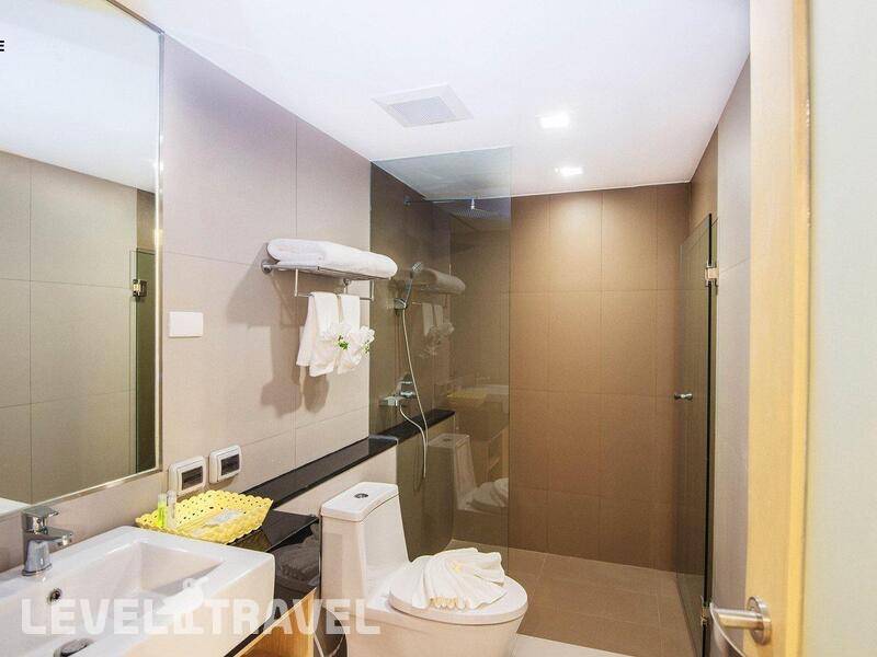 Фотография Clarion Hotel Patong (Ex.Araya Patong Beach Hotel)