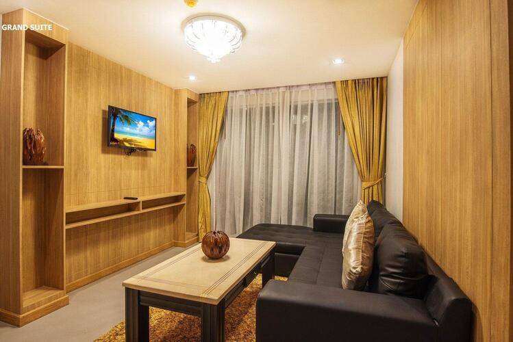 Clarion Hotel Patong (Ex.Araya Patong Beach Hotel)