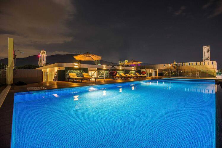 Clarion Hotel Patong (Ex.Araya Patong Beach Hotel)