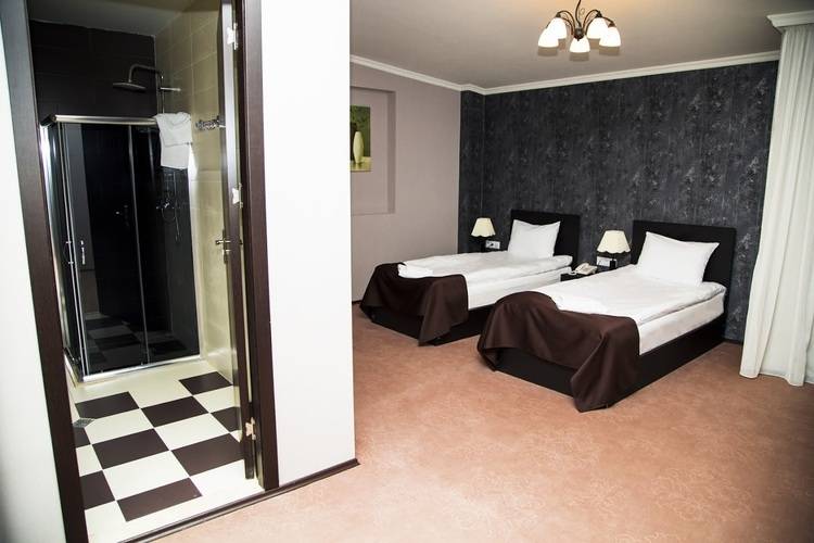 Marlyn Hotel